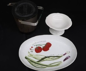 lot 85 image: FRYDADDY AND MORE