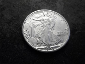 lot 46 image: 1945 D Walking Liberty Silver Half  Dollar BU