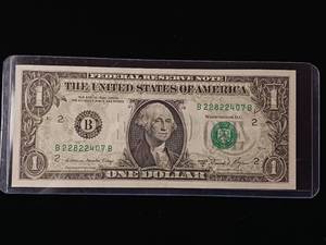 lot 74 image: 1981 $1 Federal Reserve Note Error � Back strike on front - TAX EXEMPT