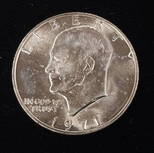 lot 319 image: Brilliant Uncirculated 1971 Eisenhower 40% Silver Dollar � Tax Exempt