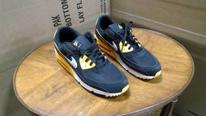 lot 14 image: Nike Air Force Max 90 Pittsburgh color scheme size 13