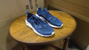 lot 38 image: Nike Air Haurache Run Ultra Sneakers MIdnight navy and white