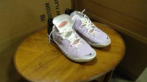 lot 47 image: Nike Lebron 18 Graffiti sneakers in lavender size 13