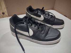lot 116 image: Nike court vision low sneakers size 12 black and white