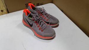 lot 88 image: Nike LunarGlide 4 gray and orange size 12