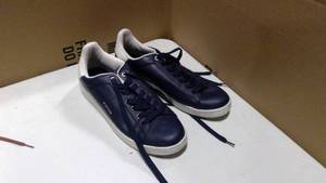 lot 94 image: Tommy hilfiger navy leather sneakers size 13