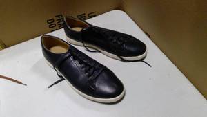 lot 96 image: Cole Haan Grand crosscourt leather sneaker size 12