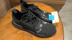lot 60 image: Adidas NMD R1 triple black size 9