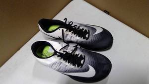 lot 130 image: Nike air zoom Elite 9 running shoes black and white size 12