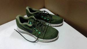 lot 134 image: Nike air zoom Vomero 12 running shoes legion green and black size 12