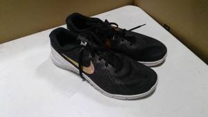 lot 137 image: Nike Metcon 3 AMP training shoes black gold and grey size 12