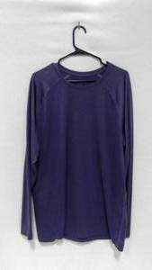 lot 184 image: Champion long sleeve size XL