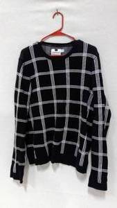 lot 223 image: Topman Long sleeve Knit sweater
