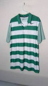 lot 290 image: Nike Golf Standard fit Collared T size XL
