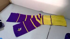 lot 307 image: Minnesota Vikings Scarf