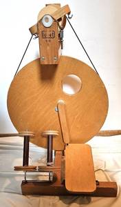 lot 509 image: Spinning Wheel Louet  s 10