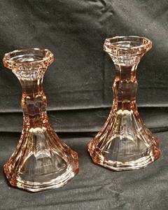 lot 524 image: Lot of (2) VIRGINIA Pressed Glass Single Candlesticks by Fortoria