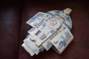 lot 549 image: Star Cruiser USS Defiant, STAR WARS LASER BLASTER, PROTECTION DEVICE, Dark Ages Spawn BLUETOOTH Action Figure, THE MUMMY Action Figure, PUNCHING HULK Action Figure and LORD OF THE RINGS Action Figures - Gandalf the White, Sarumon