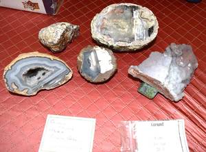 lot 559 image: ROCK COLLECTION - Geodge w crystals on Quartz surrounded by banded Blue Chalcedony Agate from the Riv On Sol Brazil, Granite piece with a very prominent & amazing Corundum formation, (aka. Ruby) from Kelito Tanzania, (2) THUNDER EGGS