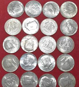 lot 567 image: Twenty (20)  90% KENNEDY HALF DOLLARS