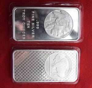 lot 582 image: Two (2) 10 Ounce .999 fine silver BARS IndianBuffalo image