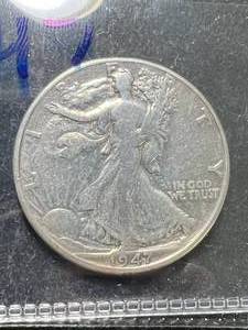 lot 22 image: 1947 US WALKING LIBERTY HALF DOLLAR
