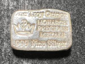 lot 47 image: 1 TROY OZ .999 FINE SILVER MONARCH PRECIOUS METALS BAR