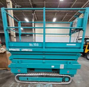 lot 6 image: 2008 Airman ENCL060 Track Drive Lift