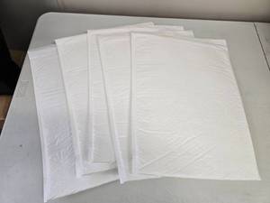 lot 48 image: 36 - Uline Poly Bubble Mailers 14.25 x 20