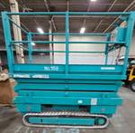 2008 Airman ENCL060 Track Drive Lift