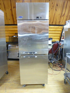 lot 25 image: Norlake 2 Door Freezer