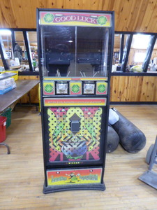 Lucky Leprechaun Capsule Vending Machine