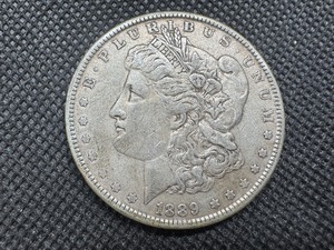 lot 35 image: 1889 Morgan Silver Dollar