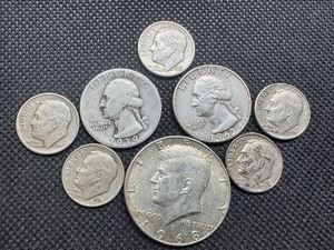 lot 57 image: Eight Silver US Coins 1968 40% Silver Kennedy Half Dollar two 90% Silver Washington Quarters, and Five 90% Silver Roosevelt Dimes