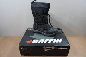 lot 2 image: Baffin Snogoose Womens Winter Boots - Size 10