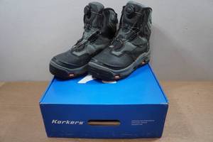 lot 4 image: Korkers Dark Horse Mens Wading Boots - Size 10