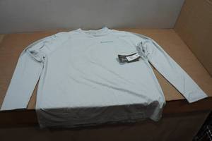 lot 54 image: Blackfish Swift UPFCooling Long Sleeve - XL