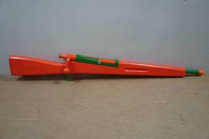 lot 94 image: Parris Toy Co 1903 Springfield Wood Stock Rifle Kids Toy