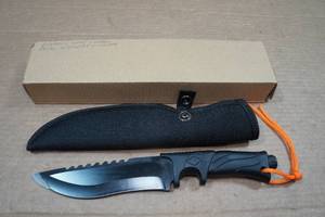 lot 107 image: Diamond Edge Carbon Steel 10.5 Hunting Knife