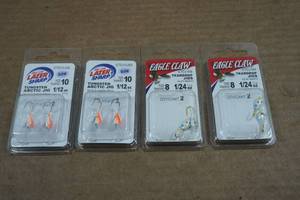 lot 141 image: Eagle Claw Teardrop Jigs and Arctic Jigs