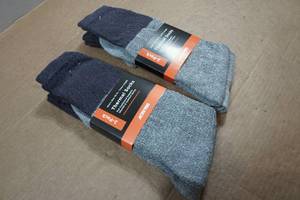 lot 150 image: Activ Pro Thermal Socks - Mens 10-13