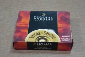 lot 230 image: 5 Federal Vital-Shok 12 Gauge 3-12 Magnum 00 Buck Shotshells