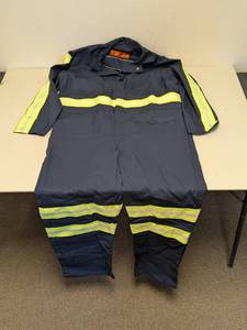 lot 7 image: NEW RED KAP HI-VIZ COVERALL SUITE (48-RG)