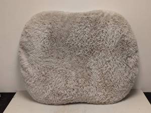 lot 60 image: NEW KIRKLAND SIGNATURE AERO CLOUD PILLOW BED (TAN)