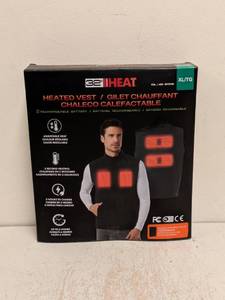 lot 204 image: 32 DEGREE HEATED VEST XL