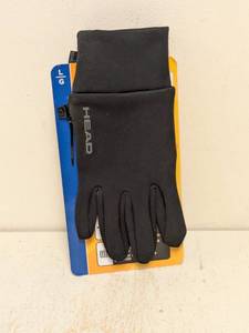 lot 219 image: NEW HEAD WOMANS LARGE WINTER GLOVES