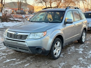 lot 16 image: 2010 SUBARU FORESTER 2.5X PREMIUM 119k Miles  No Accidents Reported  All Wheel Drive (NO RESERVE)