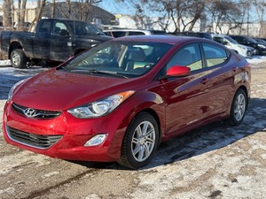 lot 24 image: 2013 HYUNDAI ELANTRA GLS 2 Owner (NO RESERVE)