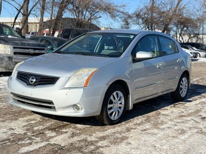 lot 25 image: 2011 NISSAN SENTRA 2.0 S 2 Owner  No Accidents (NO RESERVE)