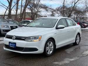 lot 8 image: 2014 VOLKSWAGEN JETTA HYBRID SEL 104K Miles  2 Owner  No Accidents (NO RESERVE)